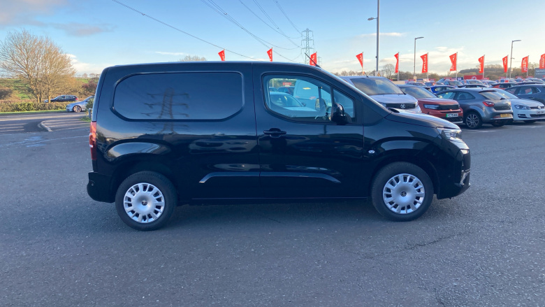 Vauxhall Combo Cargo Combo Diesel 1.5 Turbo D 100ps Pro H1 Van